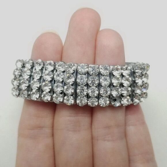 Vintage Rhinestone Expansion Stetch Bracelet, Silver Tone, Missing Stones - Picture 7 of 8